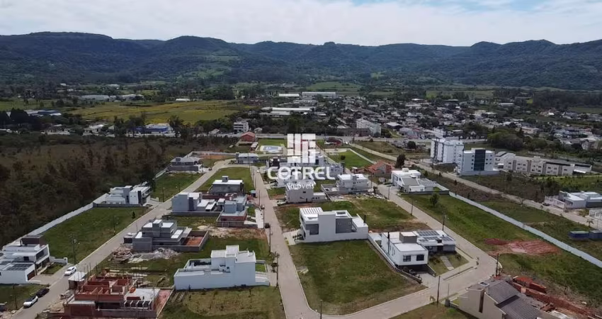 Terreno com 405 m² no condomínio fechado Viarregio