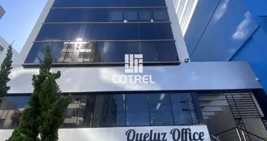 Excelente Sala Comercial com 43 m² no Queluz Office situada na Rua Alameda Bueno