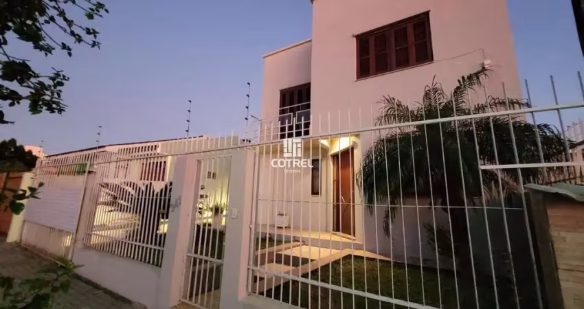 Casa para venda 4 dormitórios, 2 vagas de garagem situada no Bairro Tomazetti na
