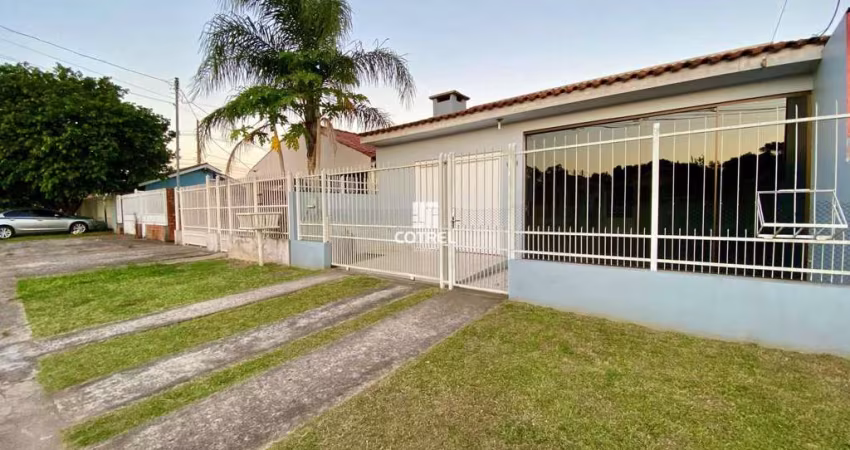 Casa à Venda 3 dormitórios, 1 vaga de garagem, situada no bairro Camobi, na cida