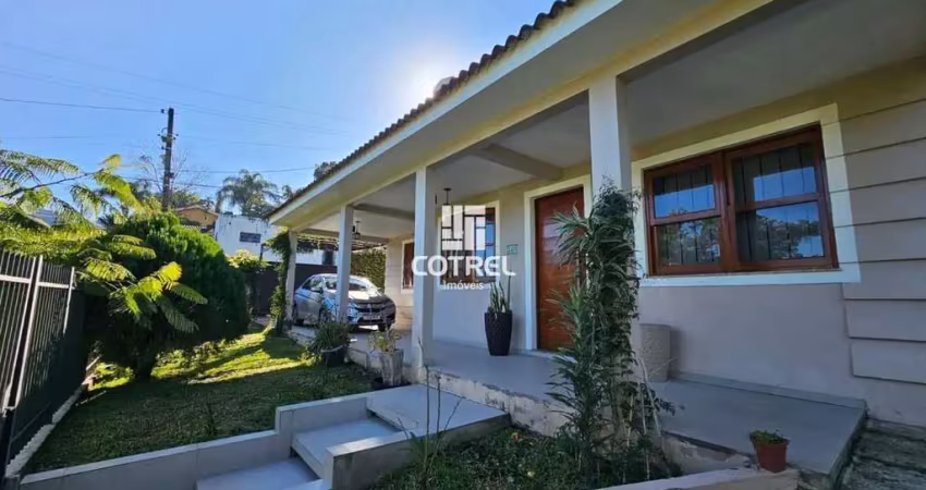 Casa á venda com 3 dormitórios sendo 1 suíte, 2 vagas de garagem localizada no b