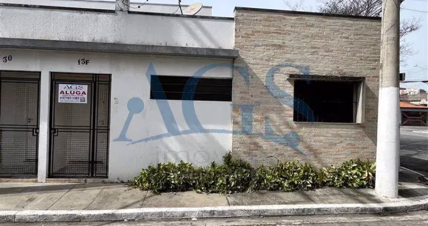 Casa com 1 quarto para alugar na Rua Igrapiúna, 13, Maranhão, São Paulo