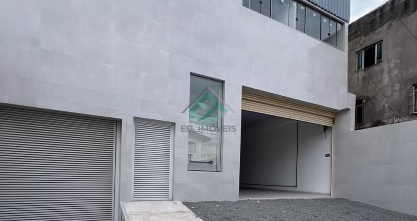 Prédio novo e moderno com loja de 280m² mais 6 salas para aluguel em Laranjeiras, Serra - ES