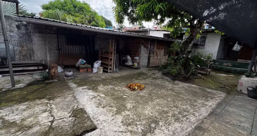 Casa com 3 quartos à venda na Rua Preste João, Japiim, Manaus