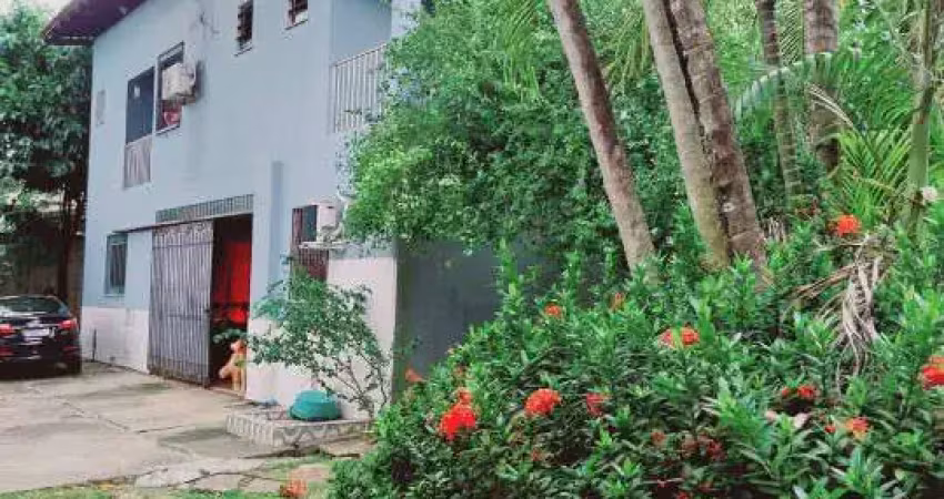 Casas com 7 quartos e 7 banheiros à venda em alvorada