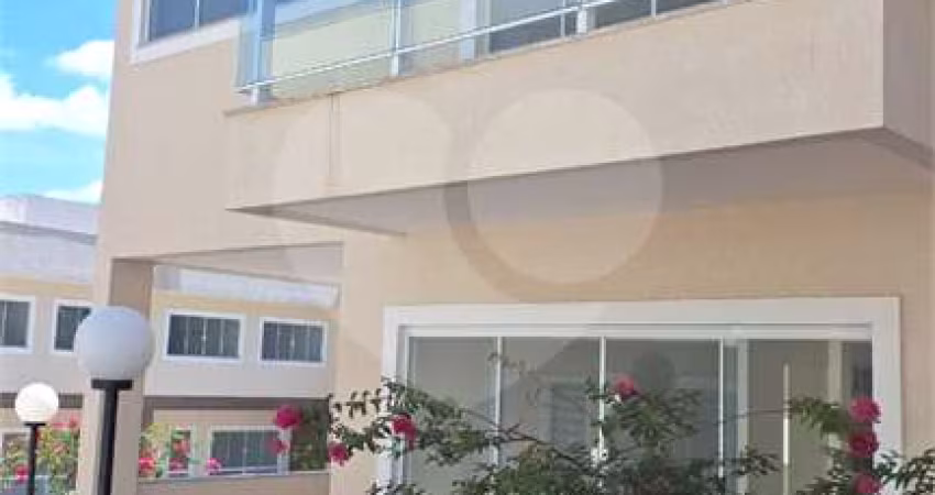 Condomínio com 3 quartos à venda em Engenho Do Mato - RJ