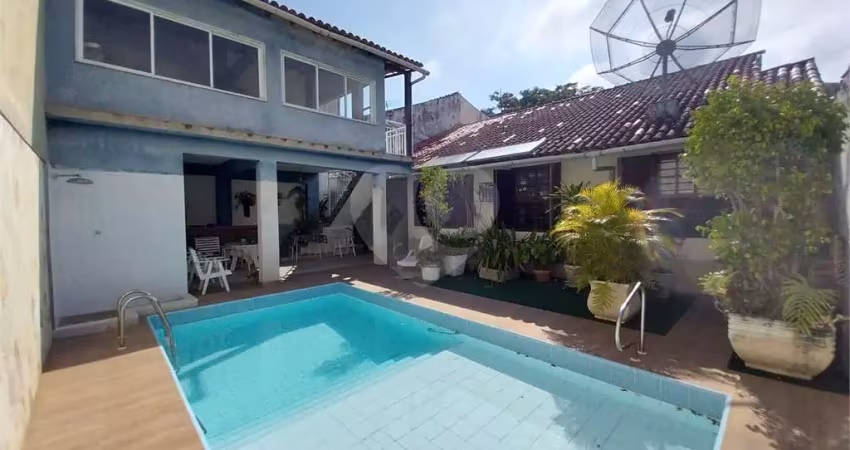 Casa com 3 quartos à venda na Félix Gomes Da Costa, Piratininga, Niterói