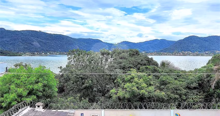 Casa com 3 quartos à venda em Piratininga - RJ