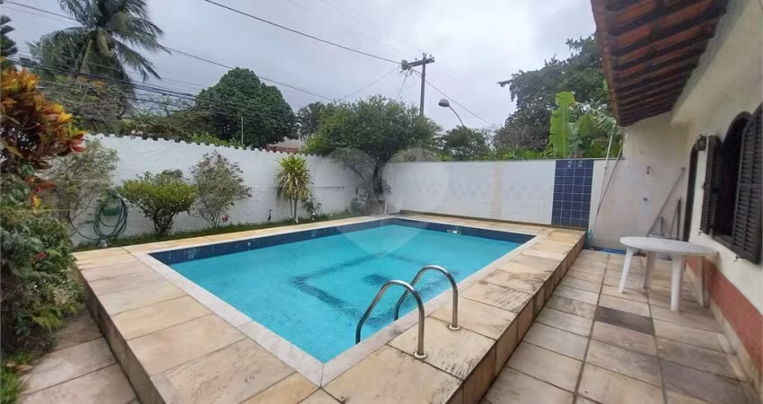Condomínio com 3 quartos à venda em Itaipu - RJ