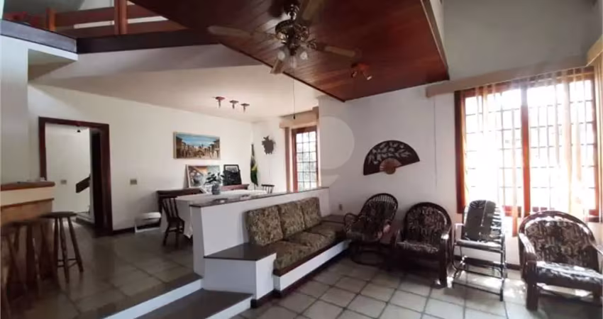 Casa com 5 quartos à venda na Doutor Odilon Beauclair, Camboinhas, Niterói
