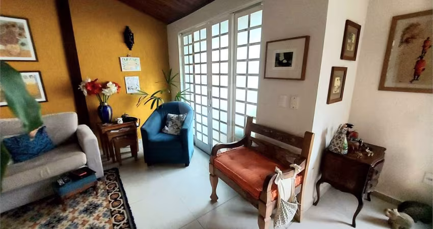 Condomínio com 3 quartos à venda em Maria Paula - RJ