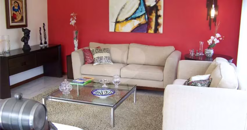 Casa com 5 quartos à venda na Rua Santo Inácio, São Francisco, Niterói