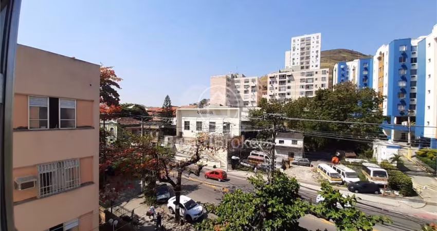 Apartamento com 3 quartos à venda em Santana - RJ