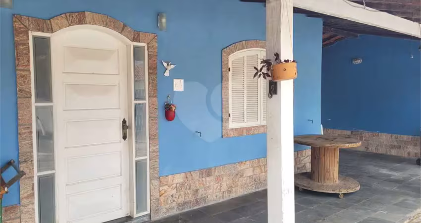 Casa com 3 quartos à venda em Maravista - RJ