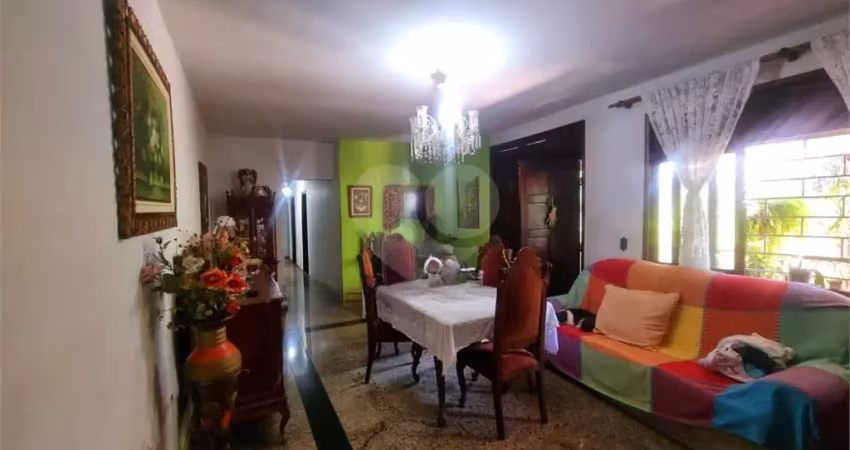 Casa com 3 quartos à venda em Piratininga - RJ