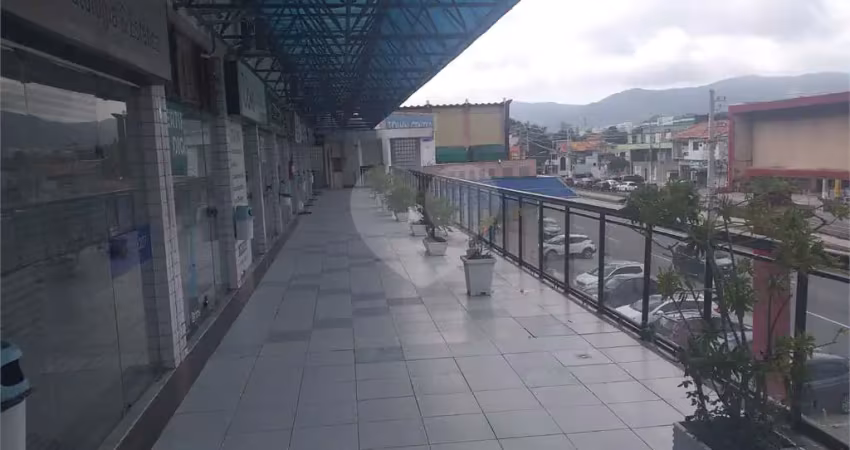 Sala comercial à venda na Estrada Francisco da Cruz Nunes, Itaipu, Niterói