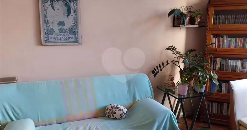 Apartamento com 2 quartos à venda em Fátima - RJ