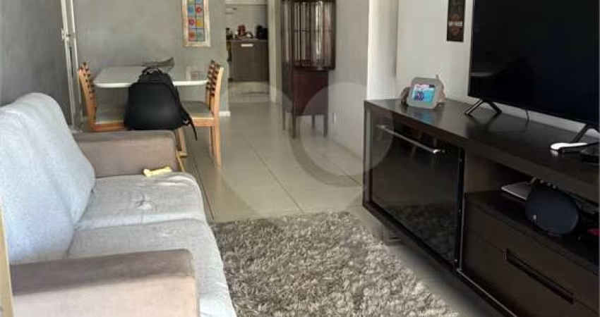 Apartamento com 3 quartos à venda em Vital Brazil - RJ