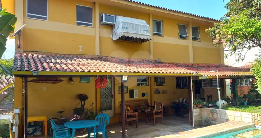 Casa com 4 quartos à venda em Largo Da Batalha - RJ