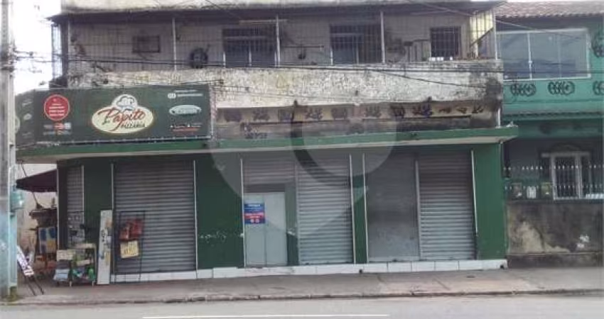 Prédio inteiro à venda em Patronato - RJ