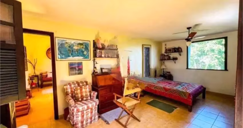 Casa com 5 quartos à venda na Flavio Pinto Severo, Itaipu, Niterói