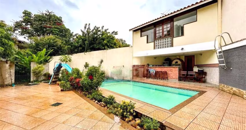 Casa com 4 quartos à venda em Piratininga - RJ