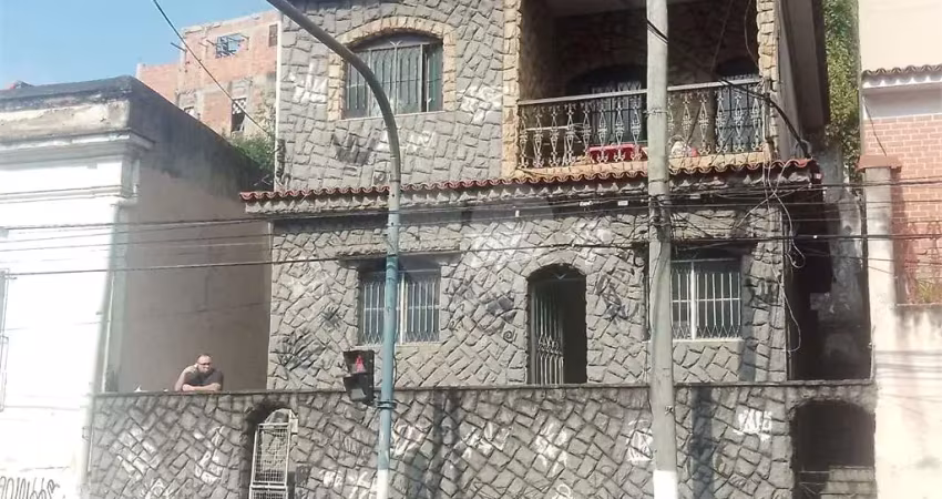 Casa com 2 quartos à venda na Rua Noronha Torrezão, Santa Rosa, Niterói