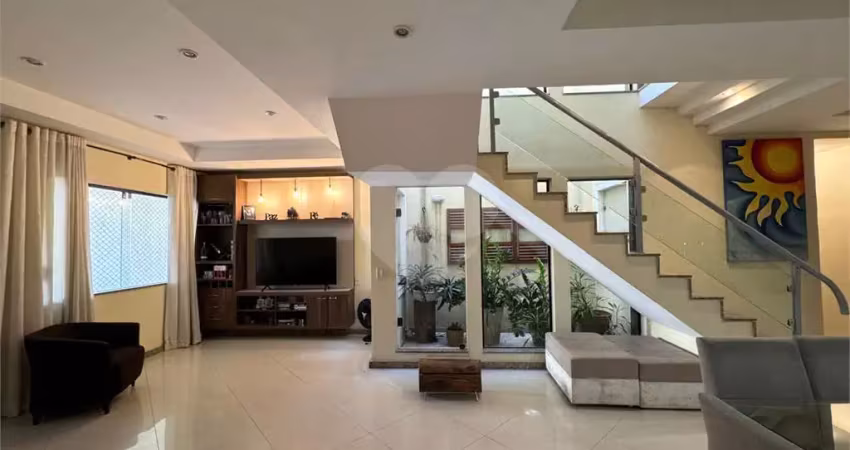Casa com 3 quartos à venda na Altamiro De Castro, Piratininga, Niterói