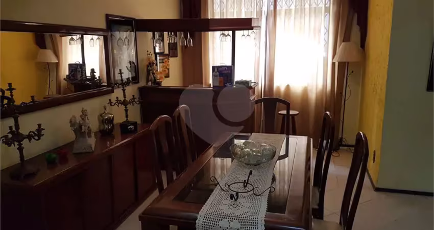 Casa de vila com 3 quartos à venda em santa rosa - rj