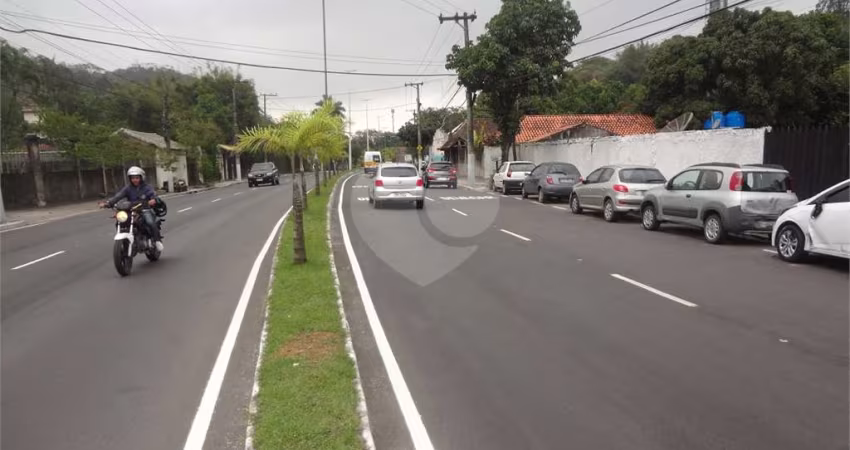 Terreno à venda em Badu - RJ