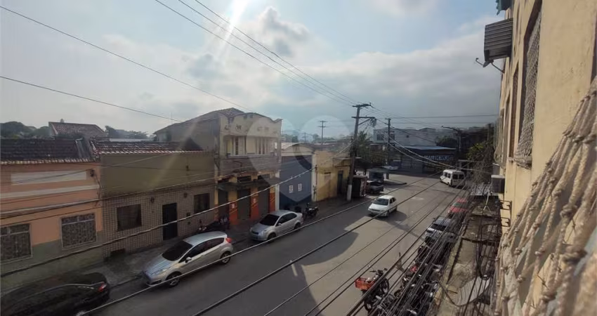 Apartamento com 1 quartos à venda em Barreto - RJ