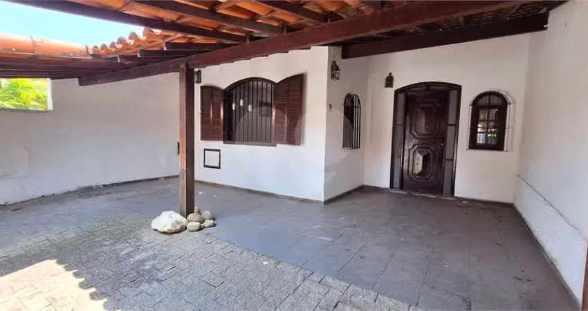 Casa com 3 quartos à venda na José Mocarzel, Serra Grande, Niterói
