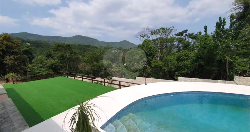 Casa com 5 quartos à venda na Dez, Itaipu, Niterói