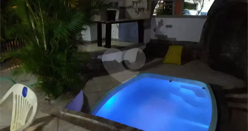 Casa com 4 quartos à venda na Rua Pedro Tavares Dias Pessoa, Piratininga, Niterói