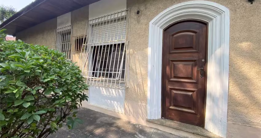 Casa com 3 quartos à venda na Araguaia, São Francisco, Niterói
