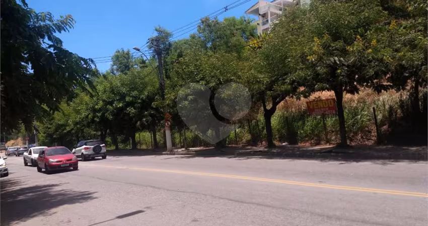 Terreno à venda em Piratininga - RJ