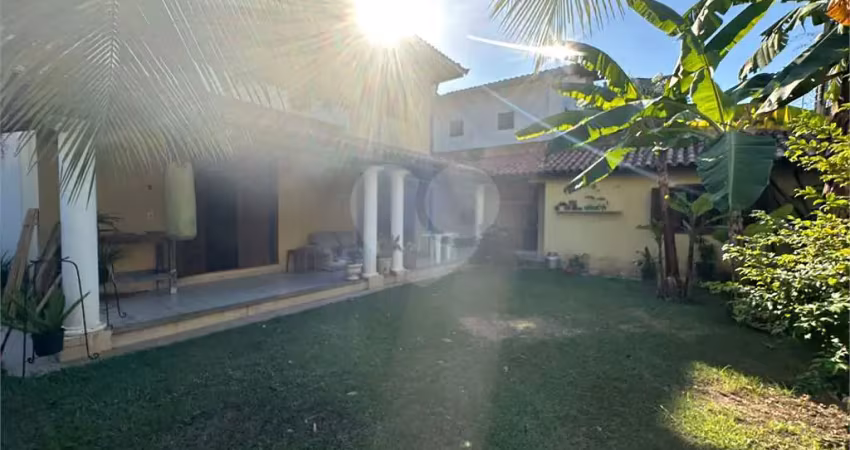 Casa com 4 quartos à venda na Travessa Wadih Curi, São Francisco, Niterói