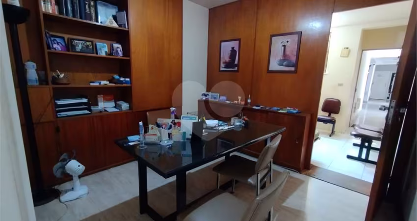 Salas à venda em Icaraí - RJ