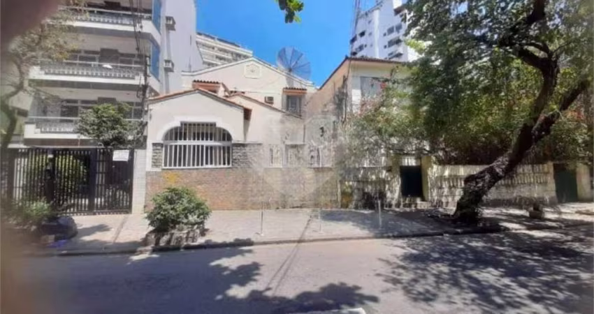 Casa com 3 quartos à venda em Icaraí - RJ