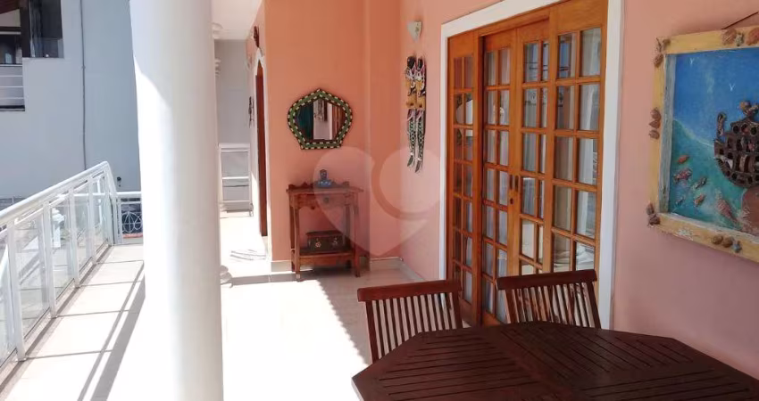 Condomínio com 6 quartos à venda em Sapê - RJ