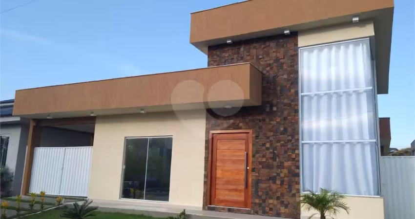 Casa em condomínio fechado com 4 quartos à venda na Rodovia Ernani do Amaral Peixoto, Itapeba, Maricá