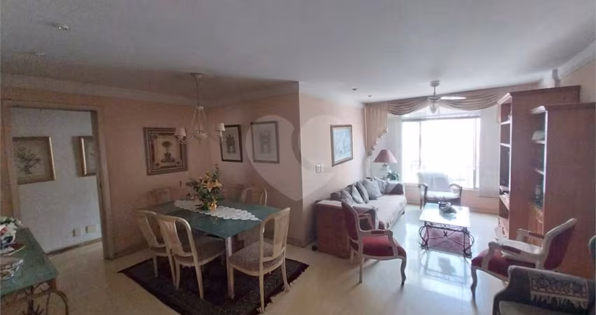 Apartamento com 3 quartos à venda em Icaraí - RJ