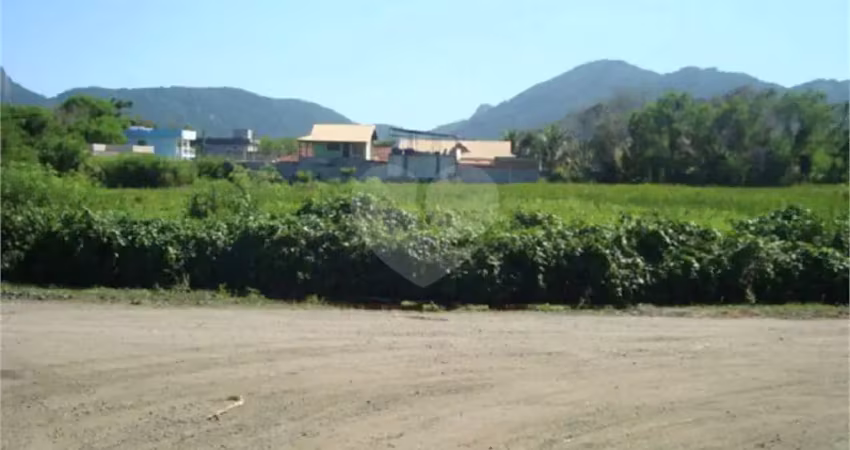 Terreno à venda na Do Cascalho, Vargem Grande, Rio de Janeiro