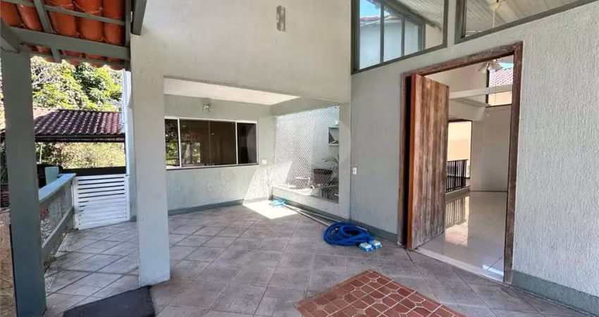 Casa em condomínio fechado com 4 quartos à venda na Rua Uruguai, Mata Paca, Niterói