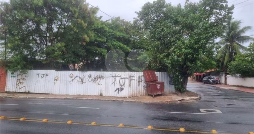 Terreno à venda em Piratininga - RJ