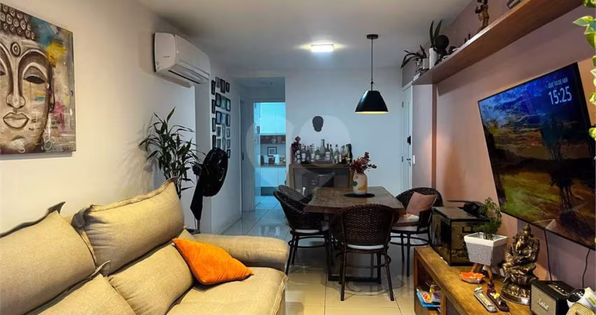 Apartamento com 3 quartos à venda em Vital Brazil - RJ