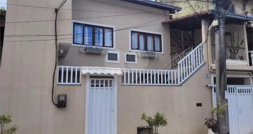 Casa térrea com 2 quartos à venda em barro vermelho - rj