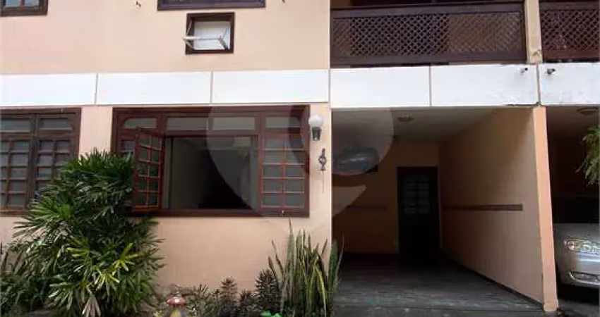 Condomínio com 2 quartos à venda em Santa Bárbara - RJ