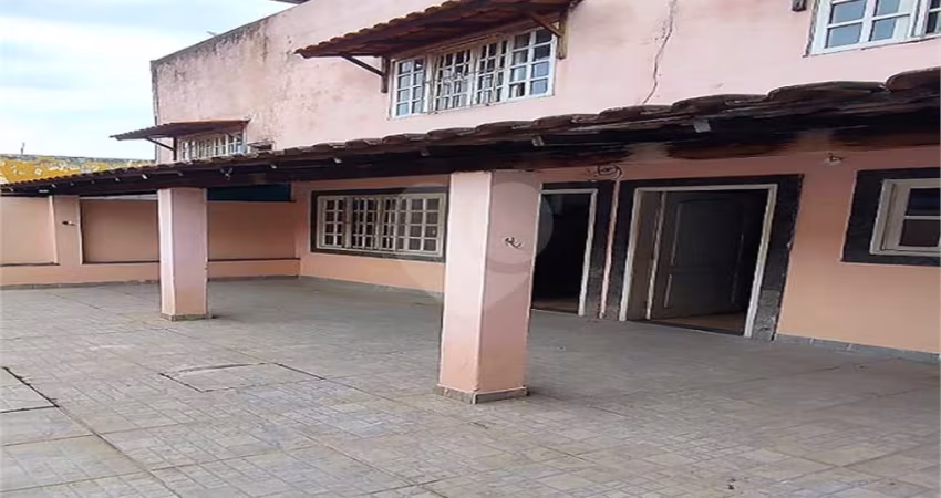 Condomínio com 4 quartos à venda em Porto Novo - RJ