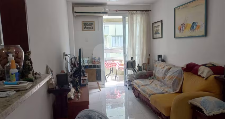 Apartamento com 2 quartos à venda em Badu - RJ